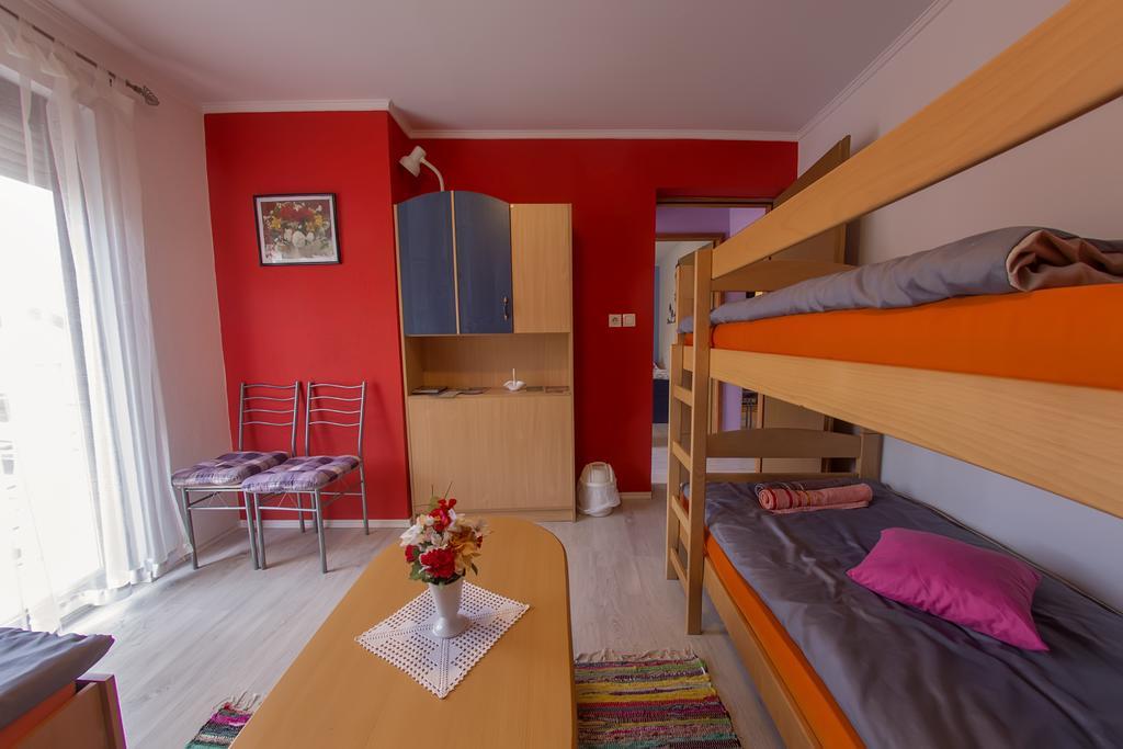 Guesthouse Adi Μόσταρ Εξωτερικό φωτογραφία