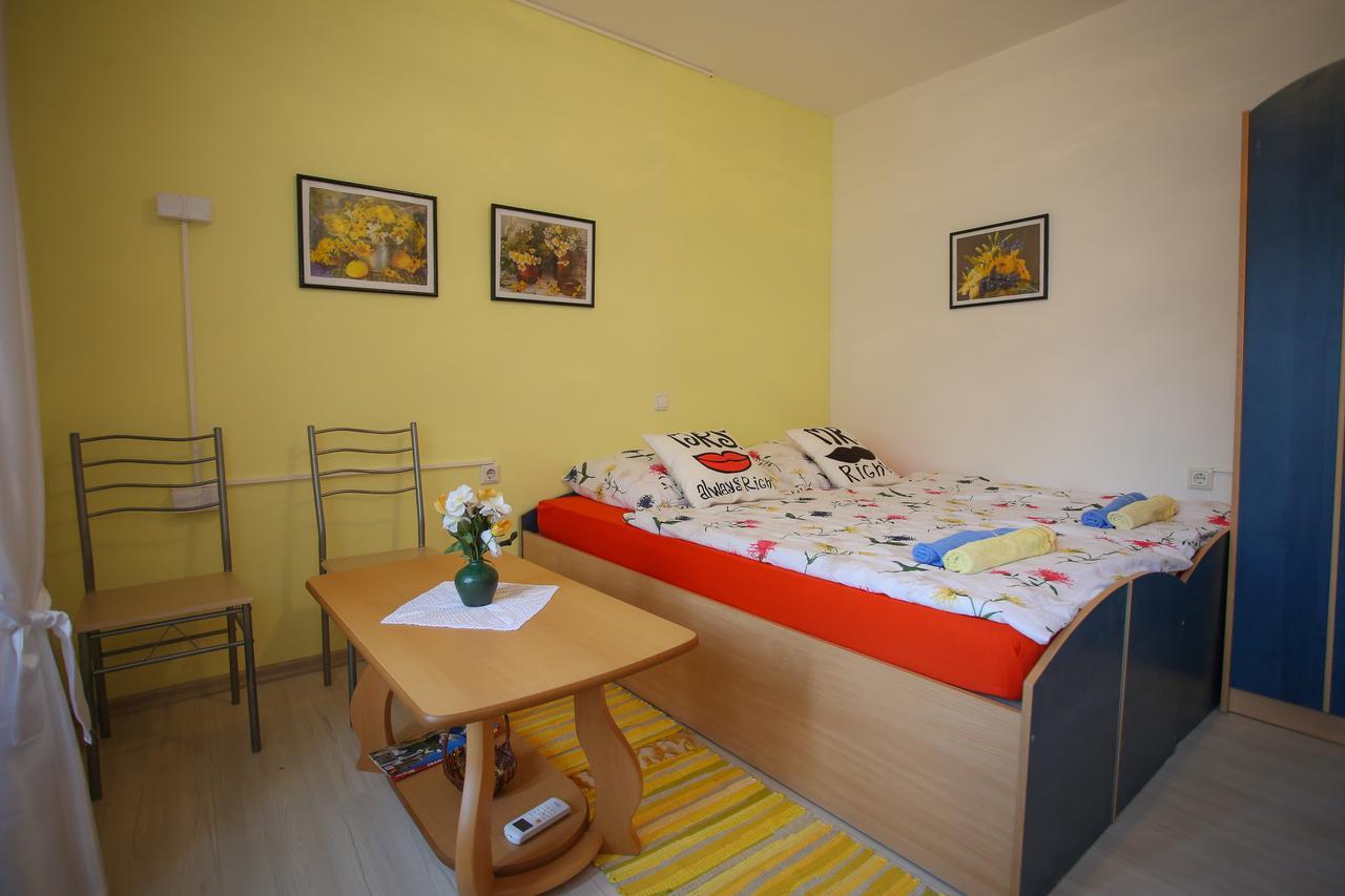 Guesthouse Adi Μόσταρ Εξωτερικό φωτογραφία